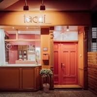 Taozi Salon 桃子沙龍